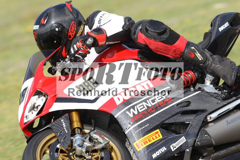 /Archiv-2025/05 14.04.2025 Plüss Moto Sport ADR/Freies Fahren/988